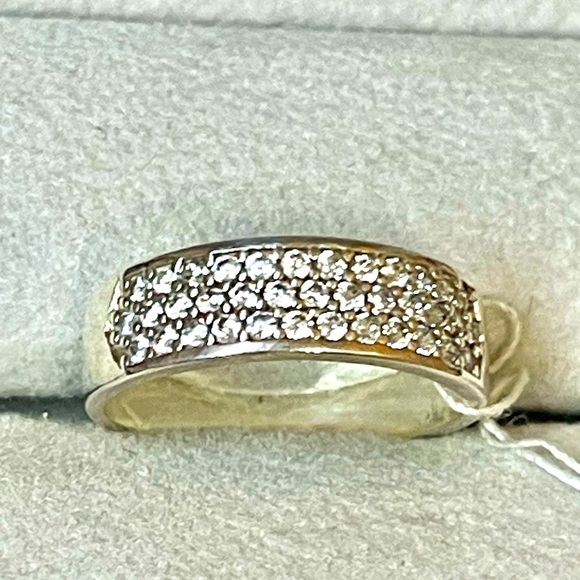 Jewelry - NWT 925 Sterling Silver Band Ring With Cubic Zirconia Size 18 - 8US